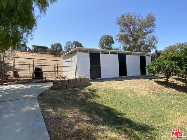 Mellow Ln remodel after 17